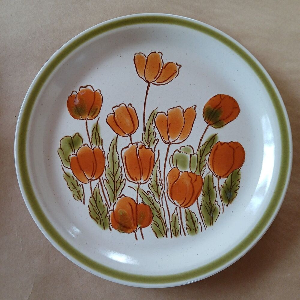 Spring Collection Stoneware 'Meadowbrook' Japan 11" Dinner Plate, Orange Tulips